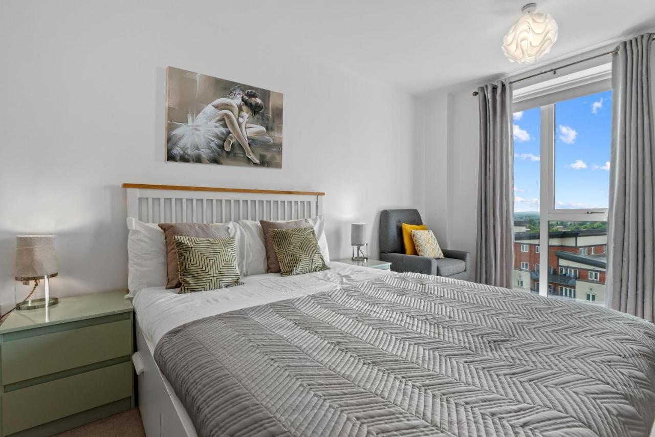Appartement Penthouse Flat In Slough Center Extérieur photo